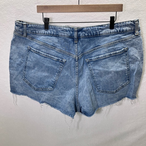 Old Navy OG Straight High Rise Jorts Cut Offs Womens 22W Stretch Denim 2084 - Picture 6 of 7